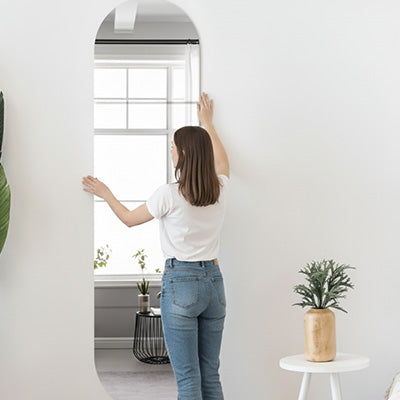 miroir autocollant agrandit visuelement l espace