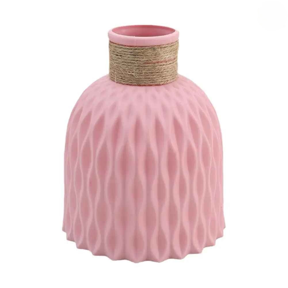 vase plastique couleur rose